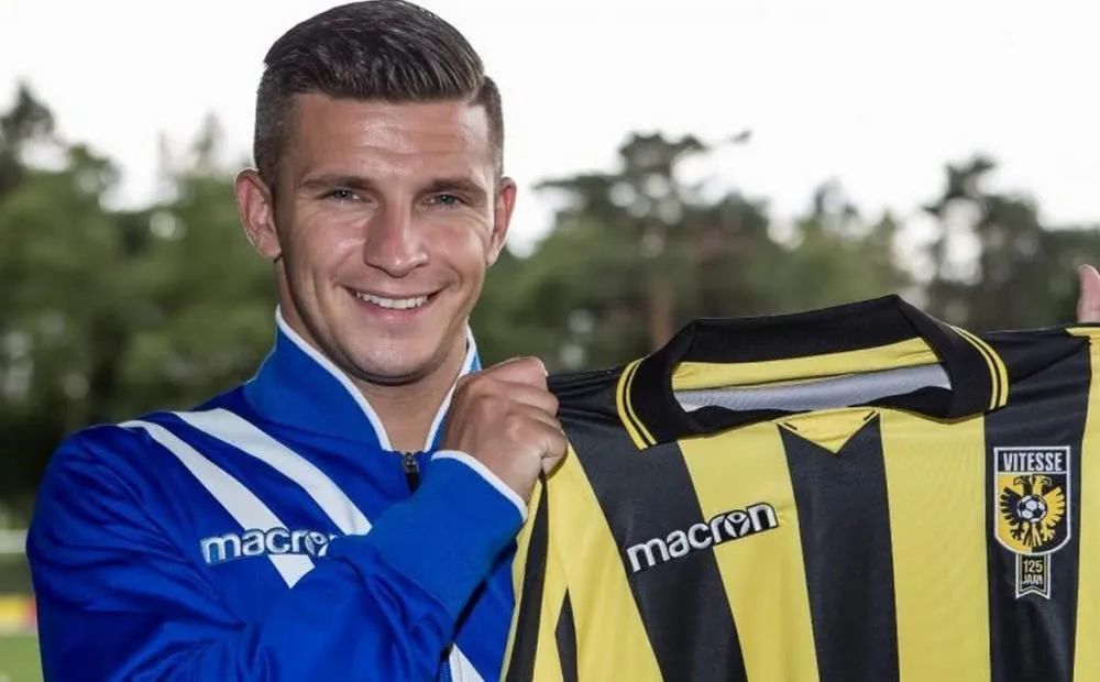 键比分上 键比分上