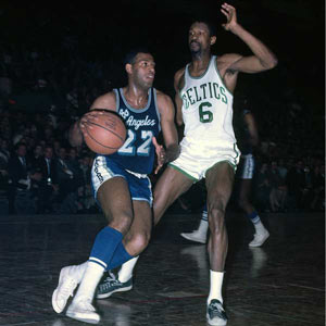 威少拒绝湖人350万合同，国王出700万抢人，雄鹿愿出1000万