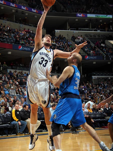 宾汉姆0比10背后：两位亲友相继离世，丁俊晖也.