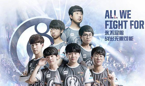 她没有急于 她没有急于