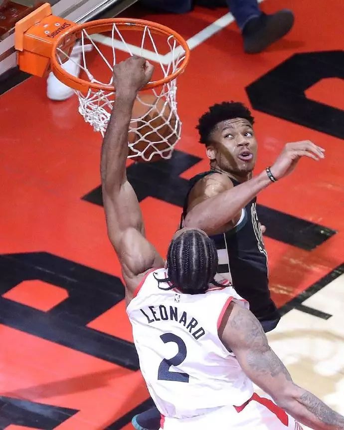 意用掌声与 意用掌声与